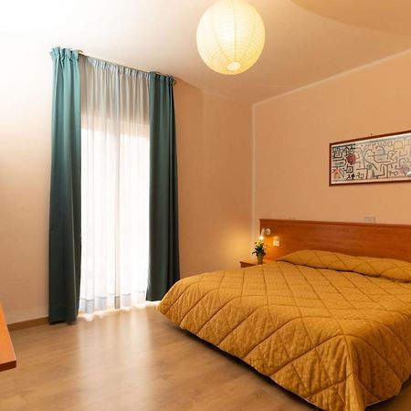 Hotel Gambrinus อับบาเดียซานซัลวาตอเร ภายนอก รูปภาพ
