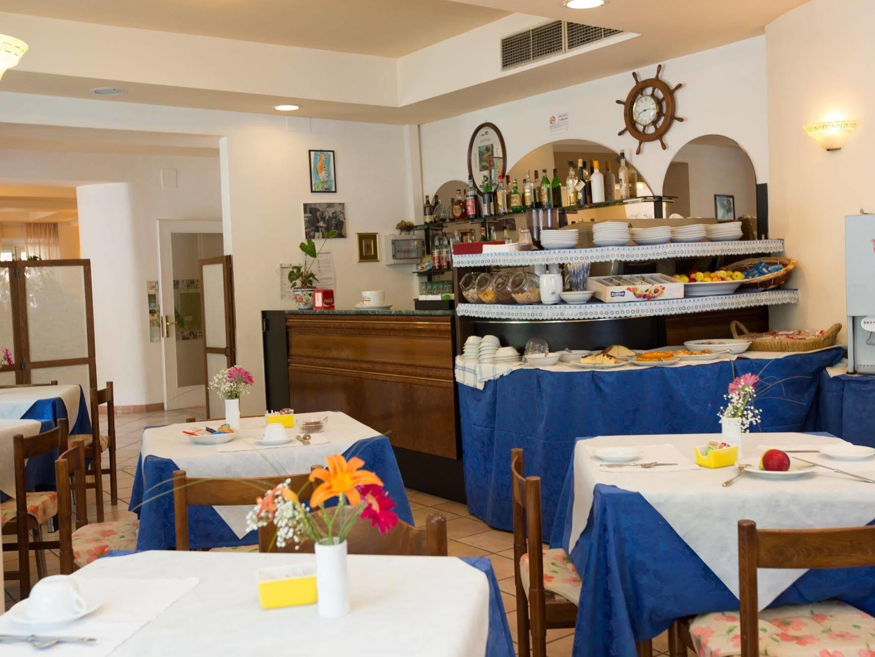 Hotel Gambrinus อับบาเดียซานซัลวาตอเร ภายนอก รูปภาพ